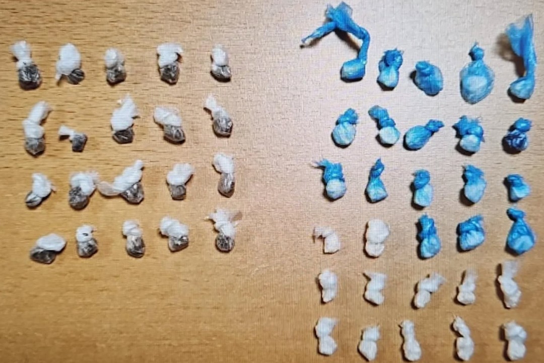 Minderjarigen aangehouden op verdenking van handel in cocaïne en heroïne