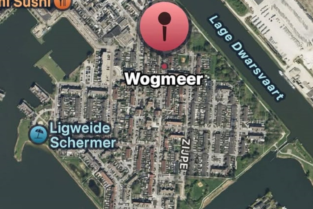 Explosie bij woning Wogmeer, bewoners via eerste verdieping bevrijd door brandweer