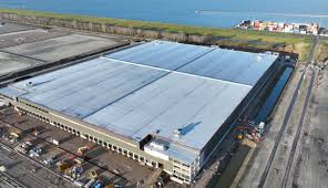 Wethouder is blij met districentra, en ook met arbeidsmigranten