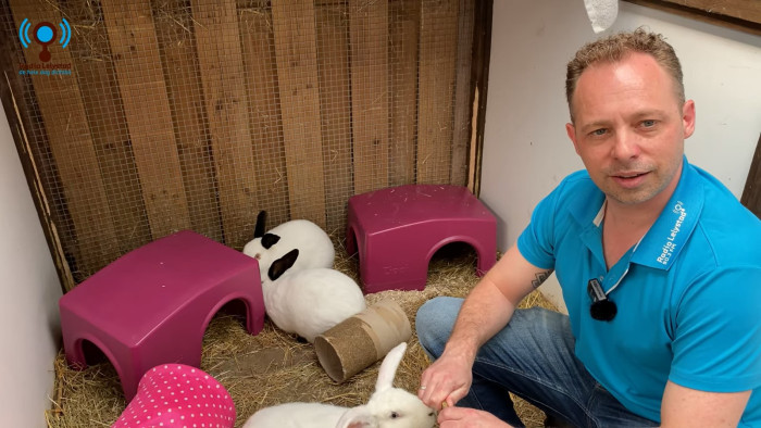 Razende reporter Matthijs bezoekt Kaatje Keutel (met video)