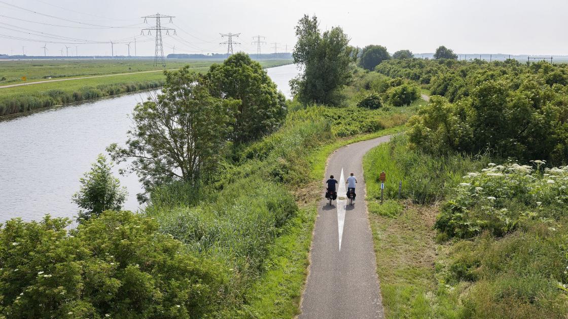 Aannemer begonnen met  opwaardering fietsroute naar Almere, de doorfietsroute