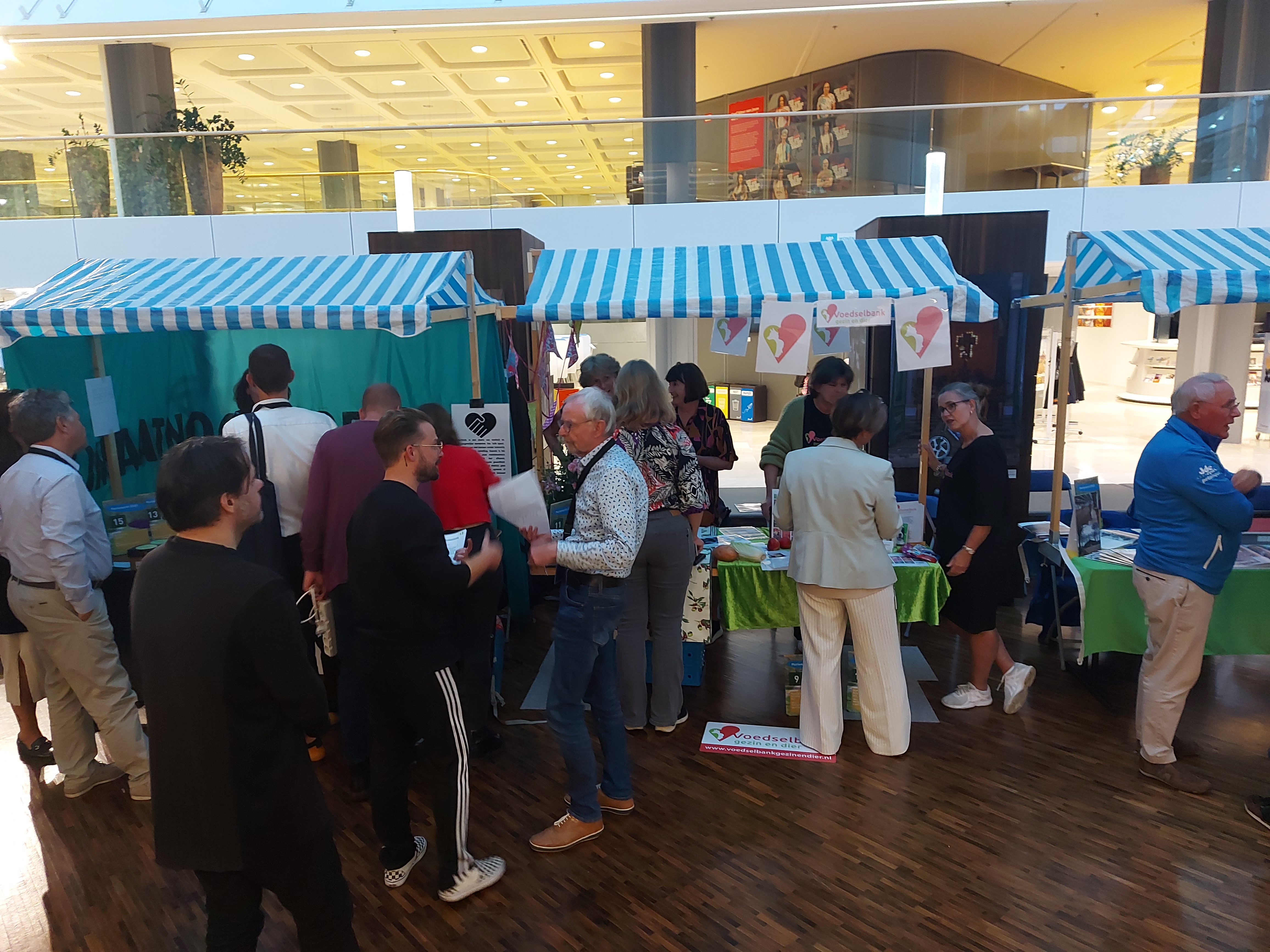 VVD wil, in ieder geval tijdelijk, als bezuiniging stoppen met de motiemarkt