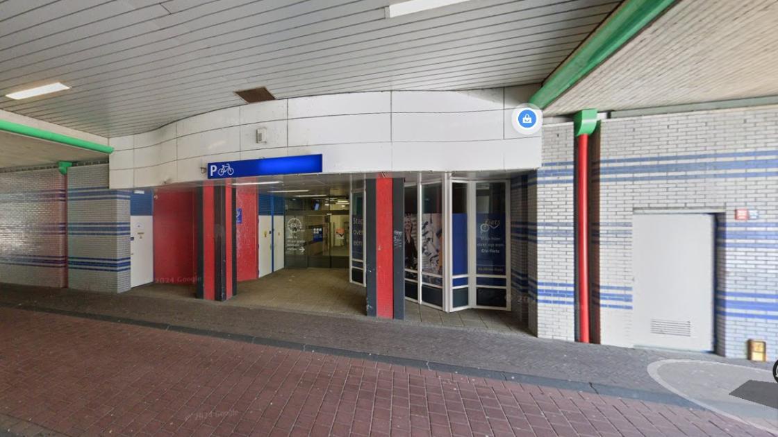 Elektrische fietsen geliefd doelwit, ook in bewaakte stalling NS onder het station