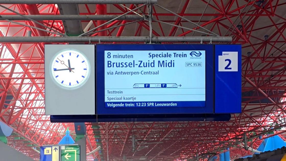 NS test alvast nieuwe trein van Lelystad naar Brussel