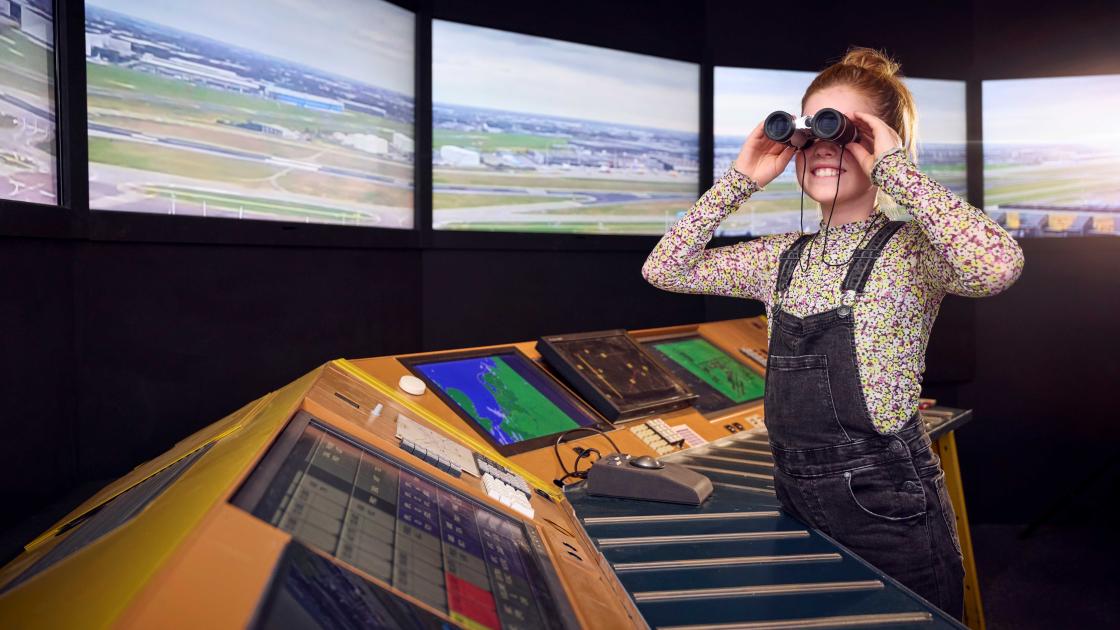 Aviodrome laat kinderen spelenderwijs kennismaken met werken in de luchtvaart