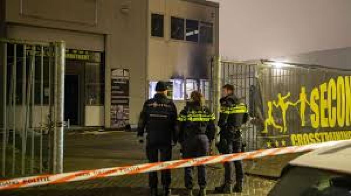 Bakkenzuigerstraat: onderzoek  strandt, Lelystedeling nog vast, sportschool  nog dicht