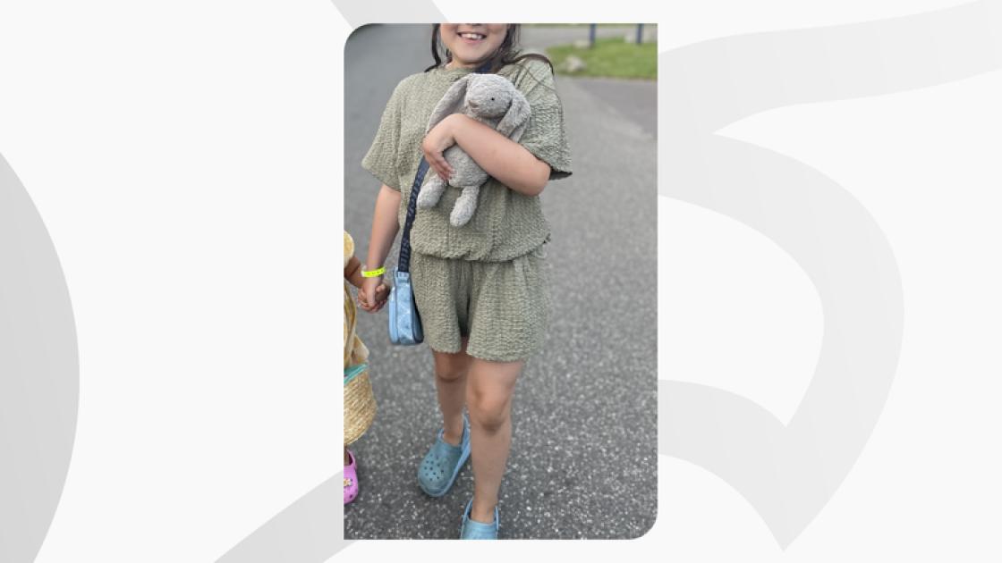 Kankerpatiëntje Aleyah wil heel graag haar knuffel Flopsy terug hebben