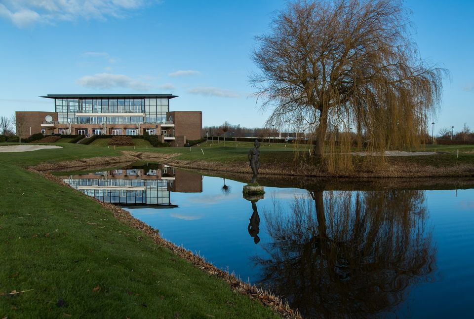 Gemeenteraad lijkt compromis extra woningen Flevo Golf Resort te omarmen