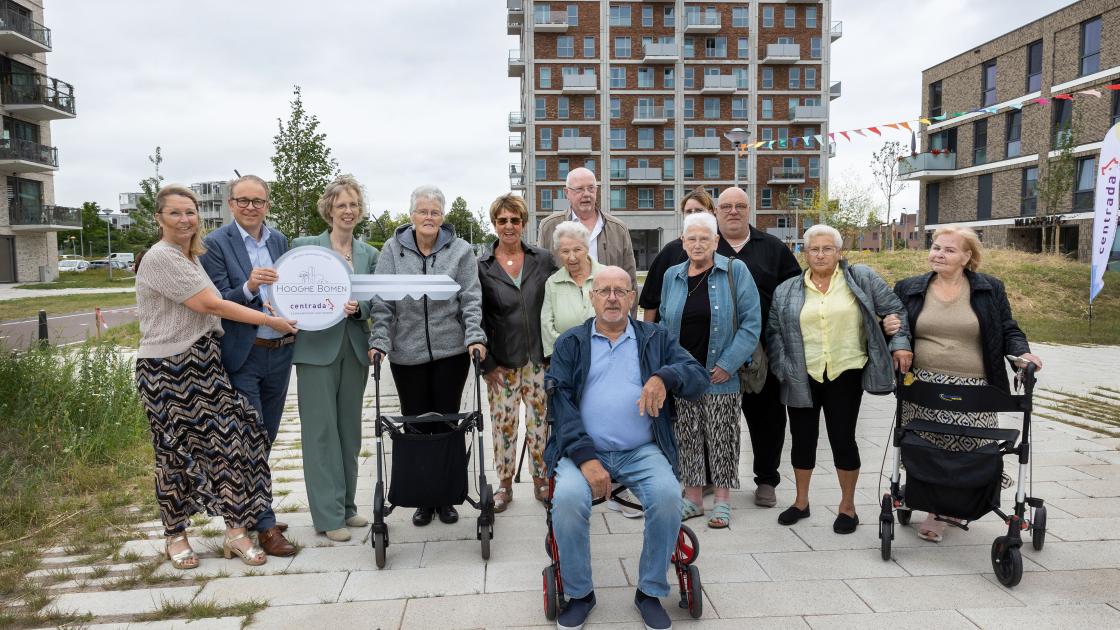 De flats van Hooghe Bomen staan, nu moet het nog een fijne plek voor mensen worden