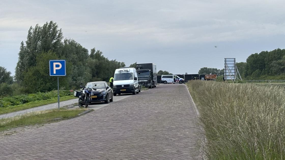 Rechters bekijken plek bij Knardijk waar jaar geleden vermoorde Ryan werd gevonden