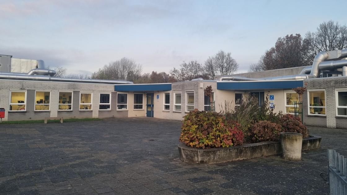 Scholen bedreigd met bommen en schietpartijen, lijkt loos alarm