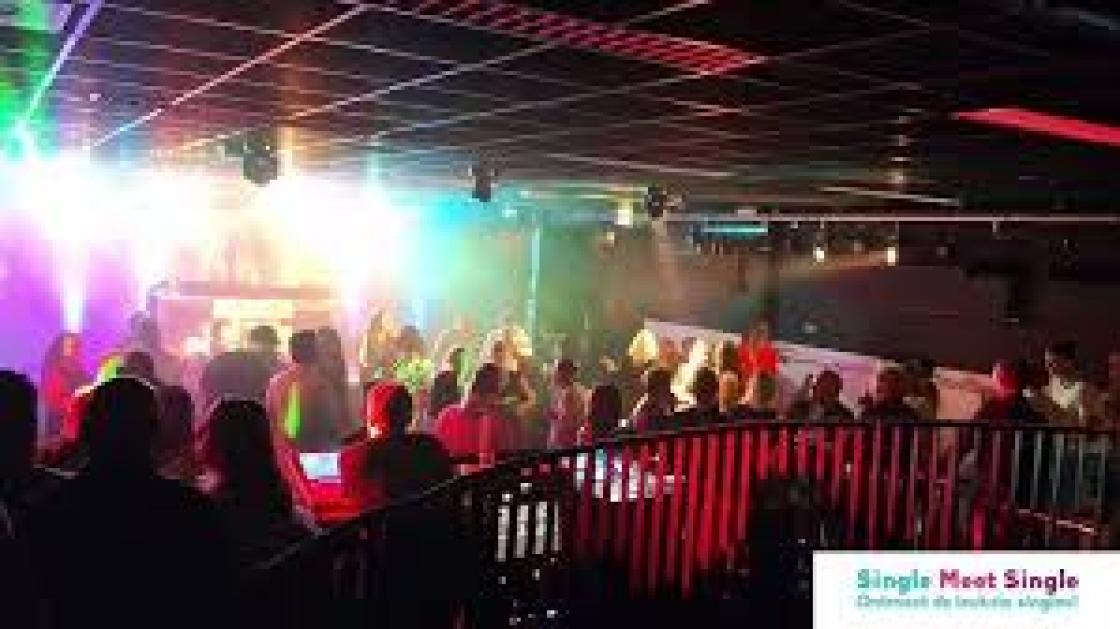 Corneel heeft weer een 30+-singleparty,  maar die is echt niet alleen voor singles