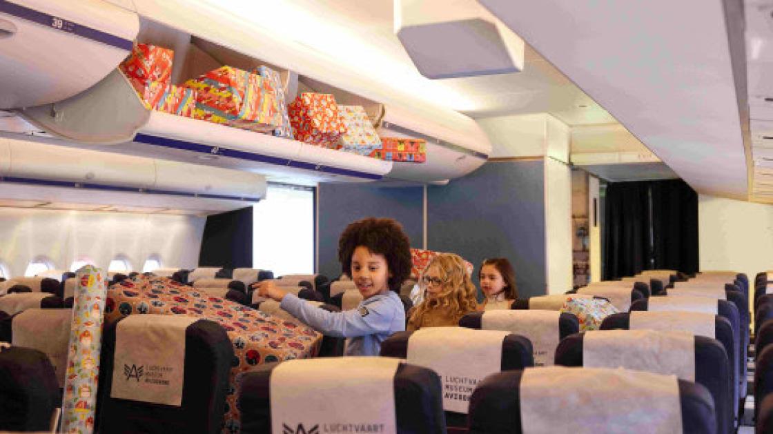 Vergeet de stoomboot maar even, dit weekend gaan we vliegen voor de sint en de pakjes