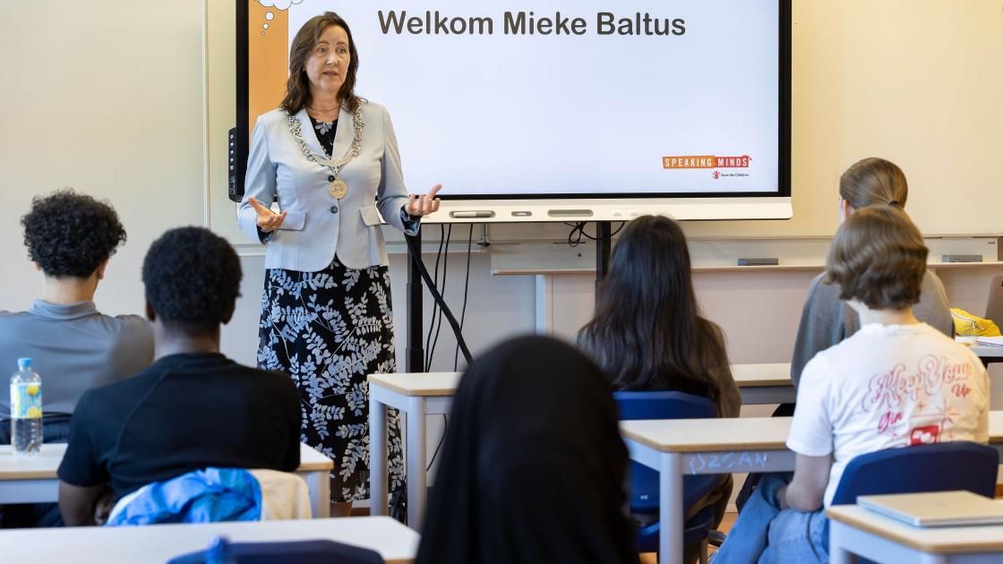 Mbo-studenten kijken hoe ze leeftijdgenoten uit de criminaliteit kunnen houden