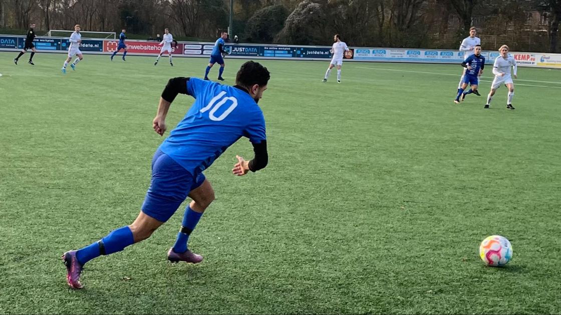 Voorzitter Batavia'90 en twee medebestuurders stappen op