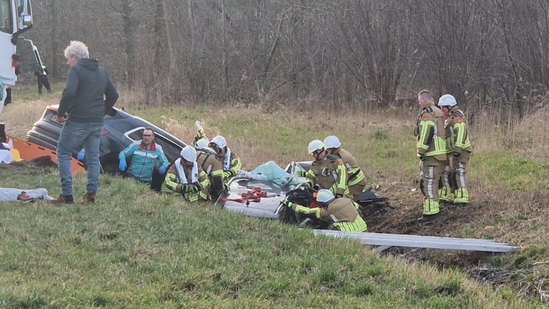 Lelystedeling aangehouden voor crash Houtribweg, geen 3 maar 5 gewonden