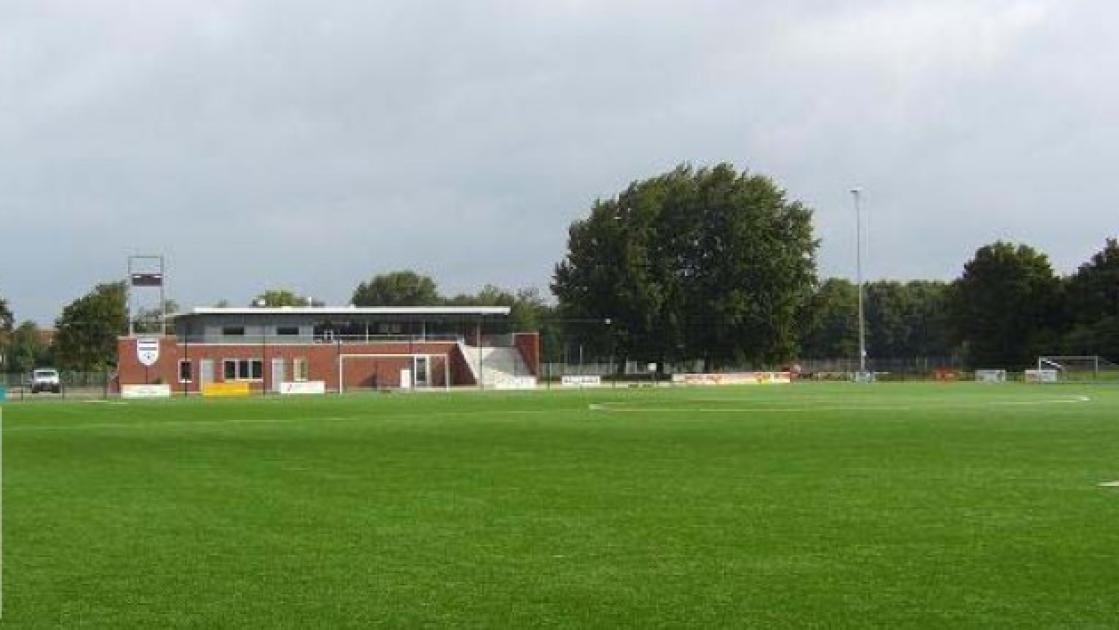 Ook team van Unicum geschorst, aanklacht scheidsrechter tegen trainer Van Oostrum