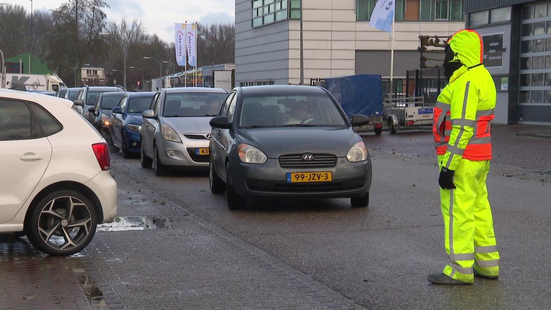 Tankexploitant stunt met 1,11 per liter vanwege Max, niet iedereen na afloop blij